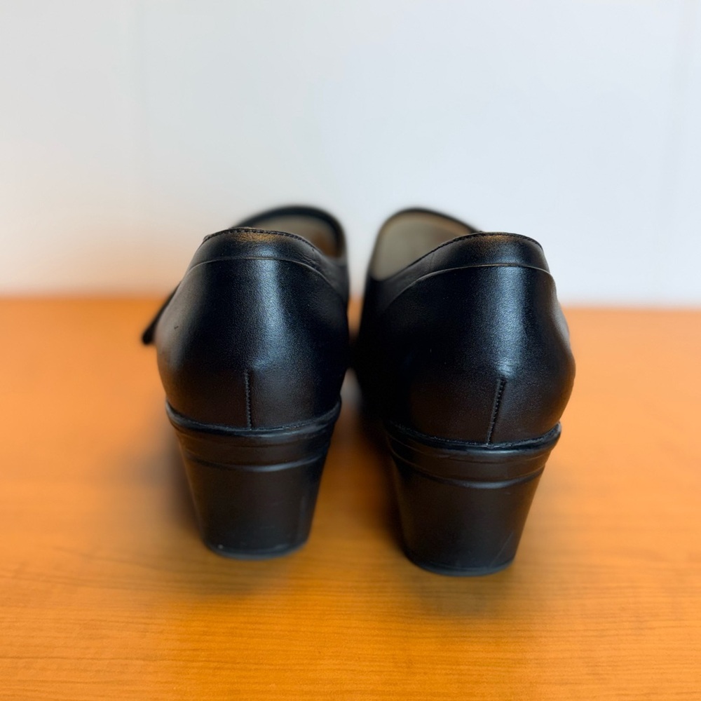 Clarks Artisan Shoes Mary Jane Rosalyn Wren Pumps Womens US/9 EU/40 Excellent ✨ - Picture 3 of 15